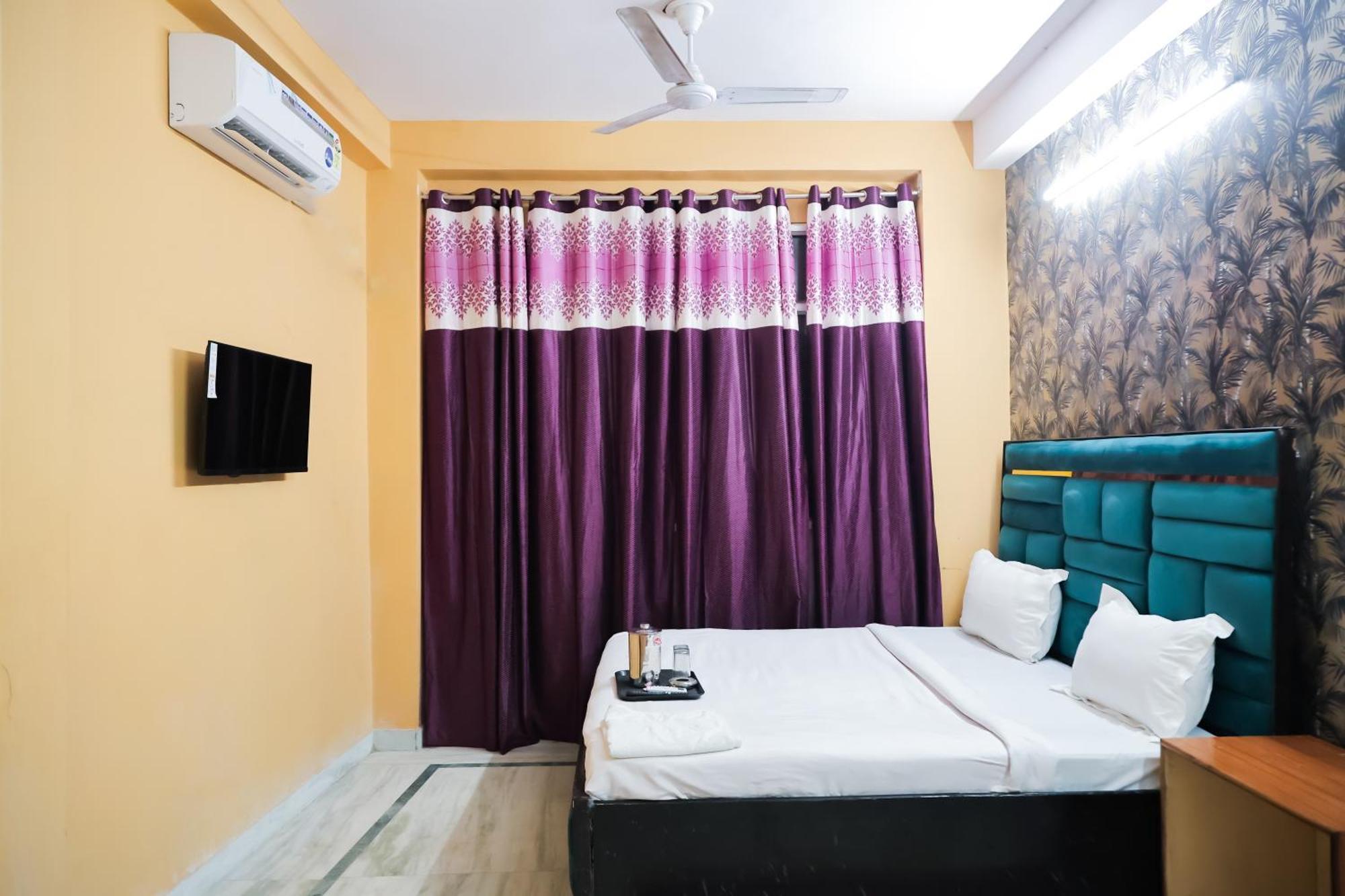 Mannat Stay Hotel - Laxmi Nagar Neu-Delhi Exterior foto